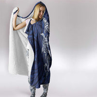 New Zealand Connecting with Seas Hooded Blanket Maori Tribal and Sea Animals Tattoo - White Glass Style LT03 - Polynesian Pride