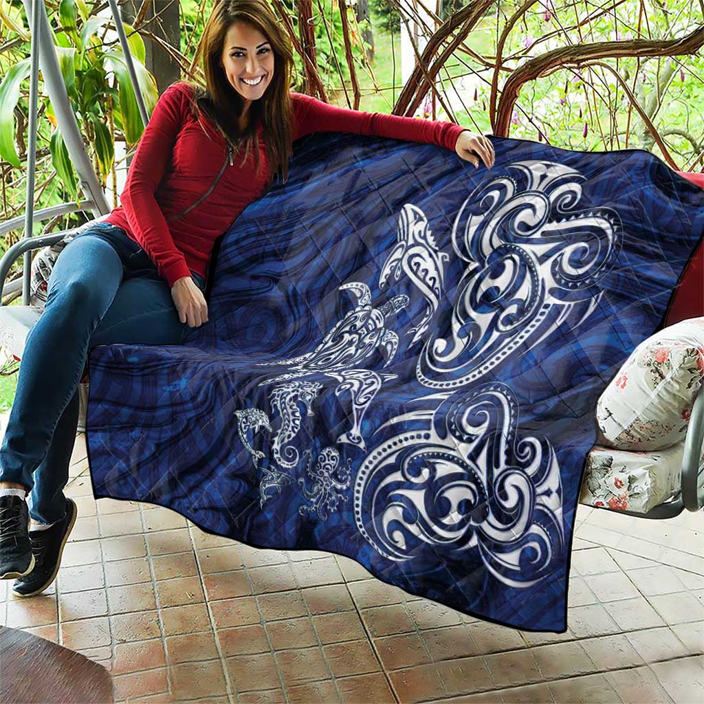 New Zealand Connecting with Seas Quilt Maori Tribal and Sea Animals Tattoo - White Glass Style LT03 - Polynesian Pride