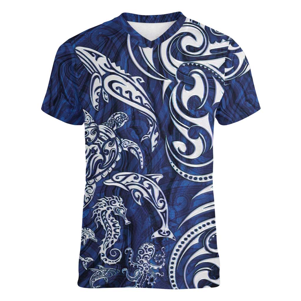 New Zealand Connecting with Seas Women V-Neck T-Shirt Maori Tribal and Sea Animals Tattoo - White Glass Style