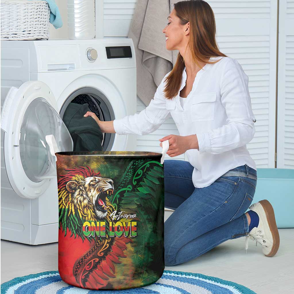 Aotearoa One Love Laundry Basket Reggae Lion with Kakahu Huruhuru