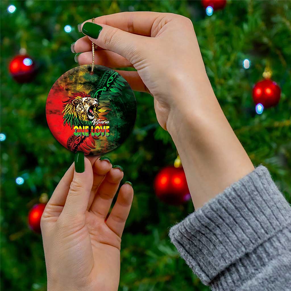 Aotearoa One Love Ceramic Ornament Reggae Lion with Kakahu Huruhuru