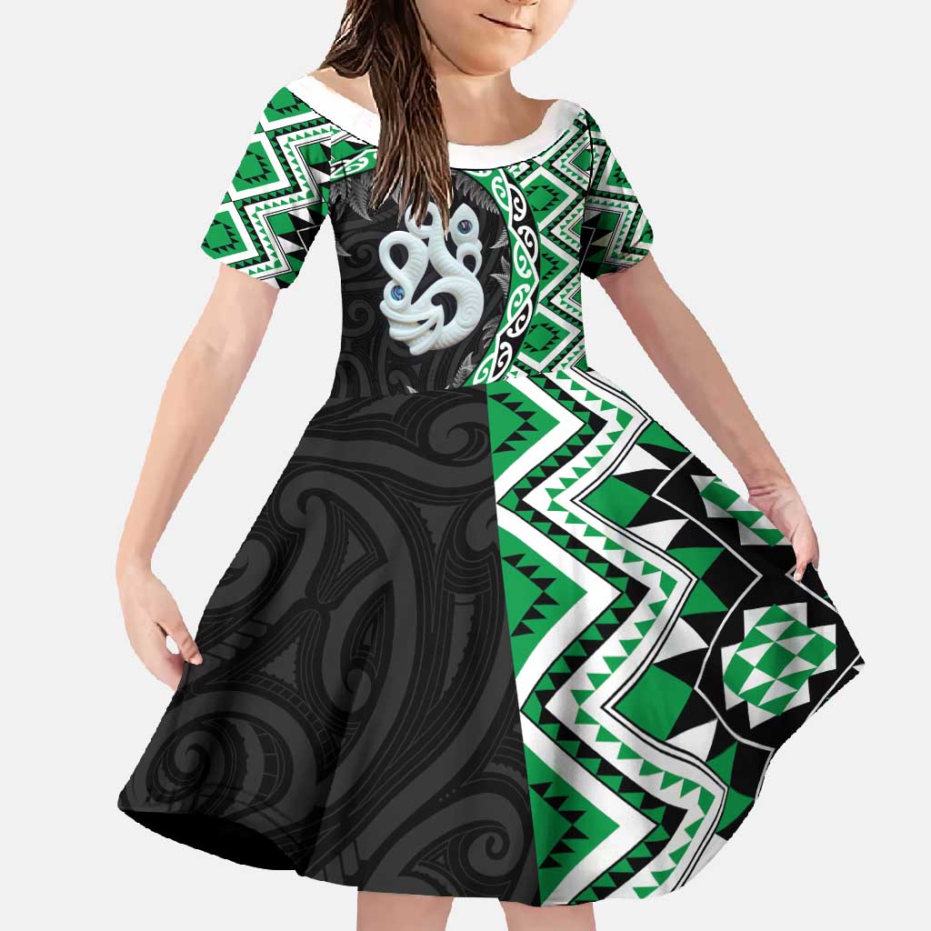 Green Taniko Motif Aotearoa Manaia and Silver Fern Family Matching Off Shoulder Maxi Dress and Hawaiian Shirt LT03 Daughter's Dress Green - Polynesian Pride