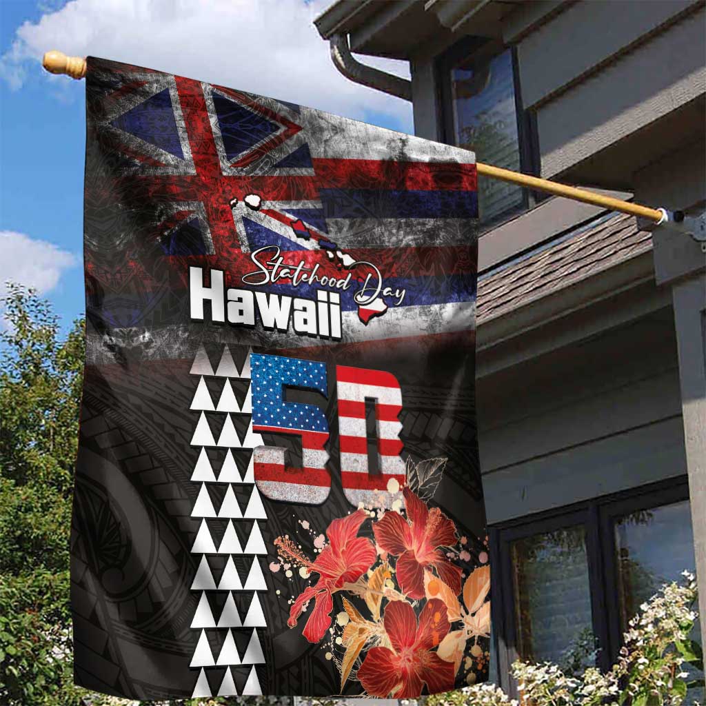 Hawaii Statehood Day Garden Flag 50th state of the United States Kakau Tattoos and Hibiscus Grunge LT03 - Polynesian Pride
