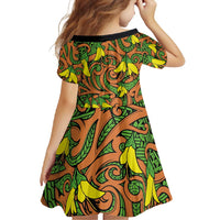 New Zealand Kowhai Flowers Family Matching Off Shoulder Maxi Dress and Hawaiian Shirt Maori Koru Pattern LT03 - Polynesian Pride