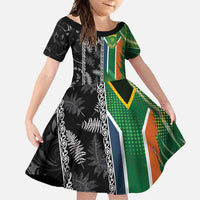 Custom Aotearoa South Africa Rugby Freedom Cup Family Matching Tank Maxi Dress and Hawaiian Shirt Maori Silver Fern Art and Sporty Flag SA LT03 Daughter's Dress Black - Polynesian Pride