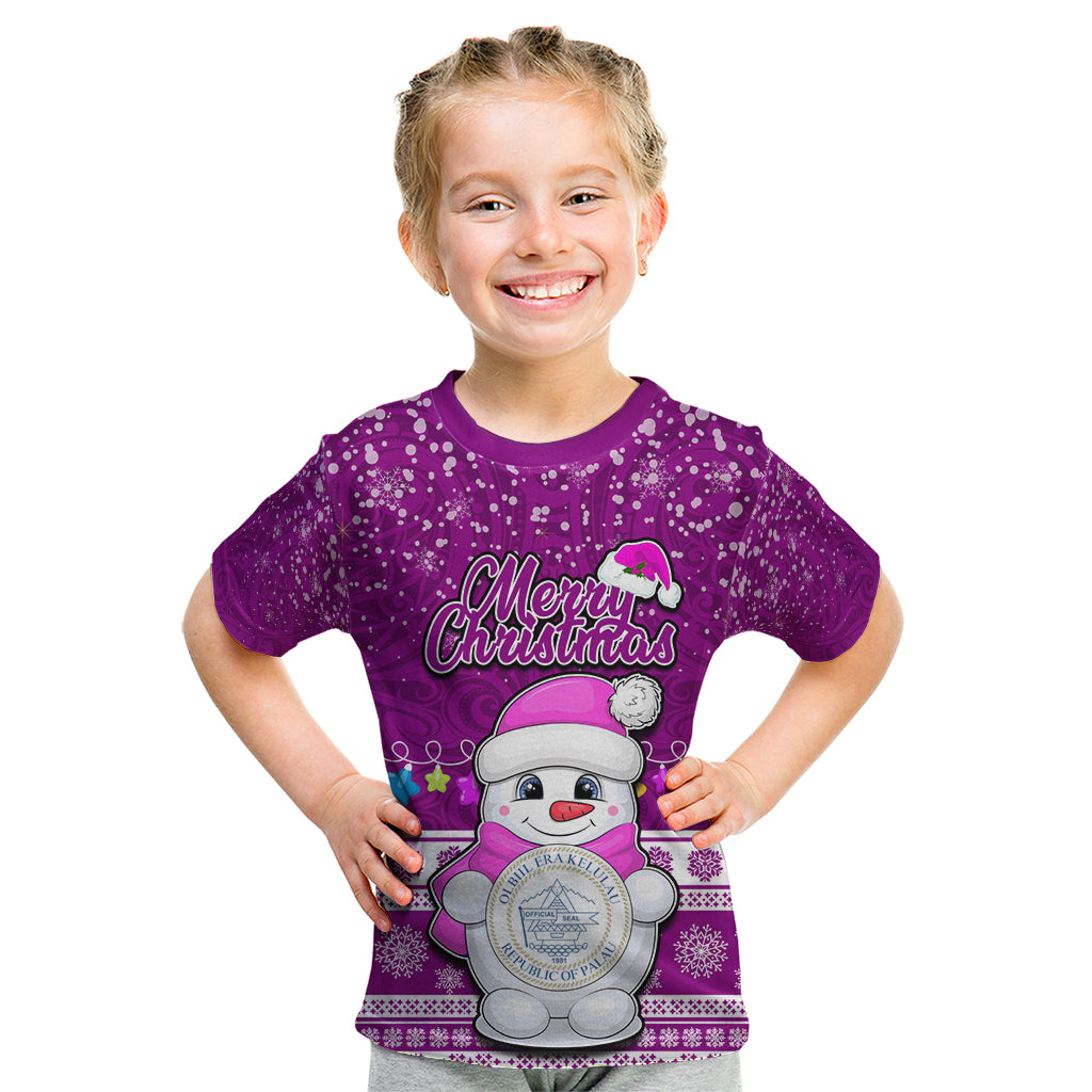 Palau Christmas Kid T Shirt Snowman Hugs Palau Coat of Arms Maori Pattern Pink Style LT03 Pink - Polynesian Pride