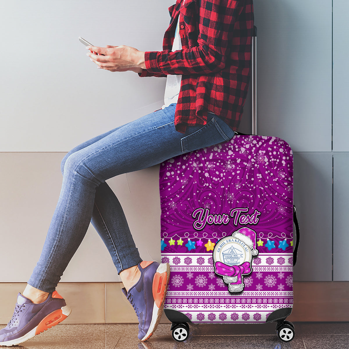 Personalised Palau Christmas Luggage Cover Snowman Hugs Palau Coat of Arms Maori Pattern Pink Style LT03 - Polynesian Pride