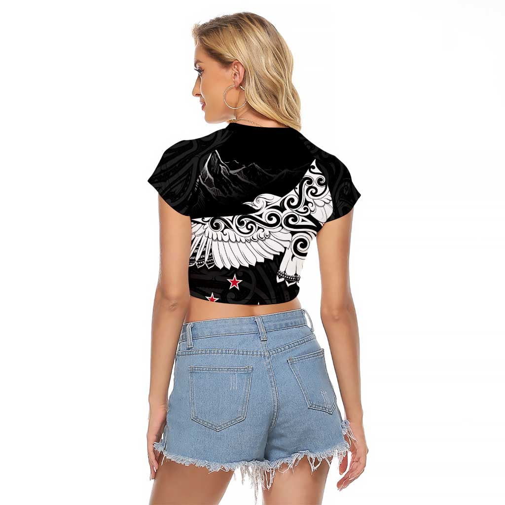 New Zealand Kea Bird Raglan Cropped T Shirt Maori Tattoo and Silver Fern Black Color