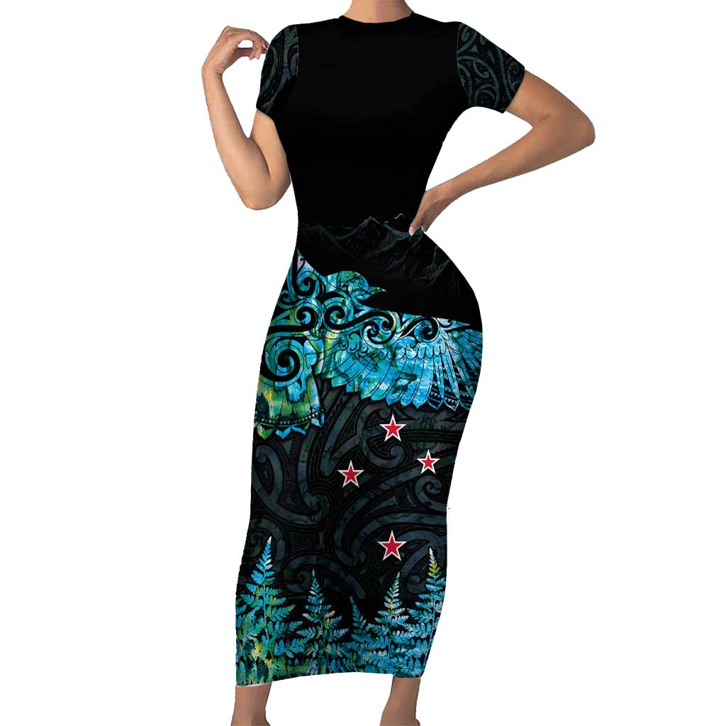 New Zealand Kea Bird Family Matching Short Sleeve Bodycon Dress and Hawaiian Shirt Maori Tattoo and Silver Fern Paua Shell Style LT03 Mom's Dress Black - Polynesian Pride