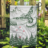 New Zealand Kea Bird Garden Flag Maori Tattoo and Silver Fern Green Color LT03 Garden Flag White - Polynesian Pride