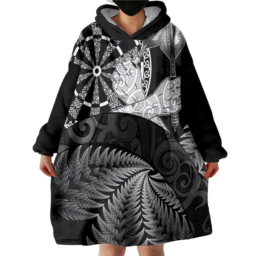 Personalised New Zealand Aotearoa Darts Masters Wearable Blanket Hoodie Silver Fern and Maori Spirit LT03 - Polynesian Pride