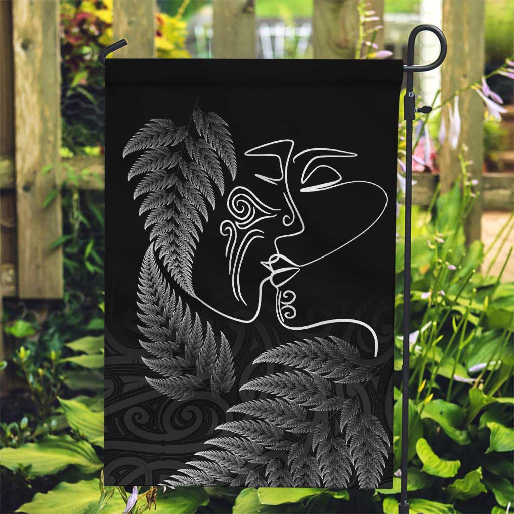 New Zealand Valentine's Day Garden Flag Silver Fern and Line Art Love Couple LT03 Garden Flag Black - Polynesian Pride