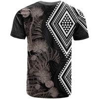 Aotearoa Tukutuku Motif T Shirt Pohutukawa and Fern Leaves Grayscale Color