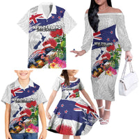 New Zealand Christmas Family Matching Off The Shoulder Long Sleeve Dress and Hawaiian Shirt Meri Kirihimete-Tuatara and Pohutukawa White Color LT03 - Polynesian Pride