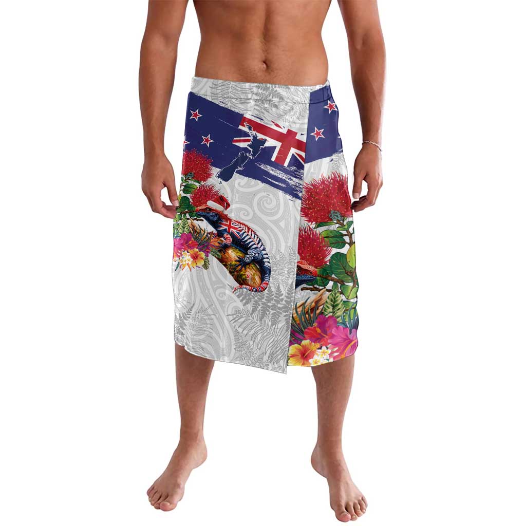 New Zealand Christmas Lavalava Meri Kirihimete-Tuatara and Pohutukawa White Color