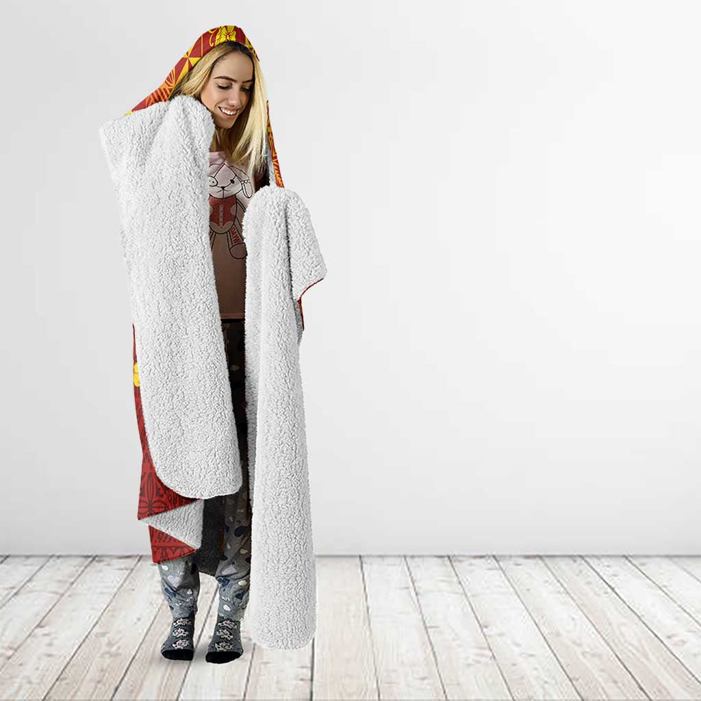 Samoa Tapa Pacific Tribal Pattern Hooded Blanket Hibiscus and Plumeria