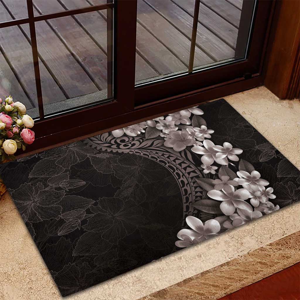 Hawaiian Plumeria-Polynesian Art Tattoo Grayscale Color Rubber Doormat