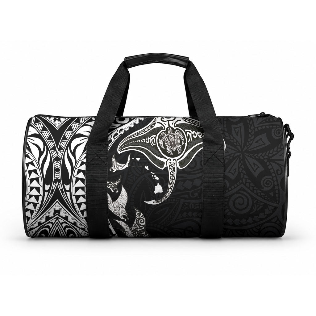 Hawaiian Manta Ray and Polynesian Tribal Tattoo Duffle Bag