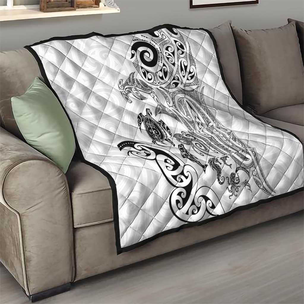 New Zealand Sea Animals with Maori Tribal Tattoo Quilt White Color