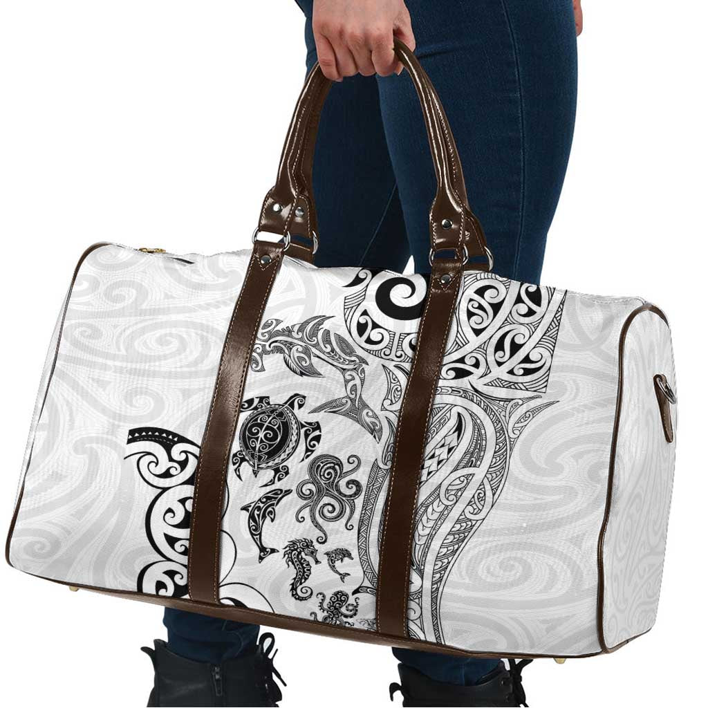 New Zealand Sea Animals with Maori Tribal Tattoo Travel Bag White Color LT03 - Polynesian Pride