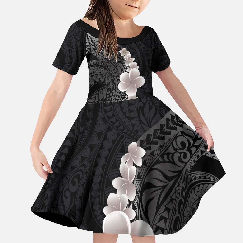 Hawaiian Tropical Plumeria Art Polynesian Tattoo Family Matching Off Shoulder Maxi Dress and Hawaiian Shirt Grayscale Color LT03 Daughter's Dress Black - Polynesian Pride