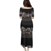 Hawaiian Tropical Flowers and Tribal Polynesian Tattoo Family Matching Puletasi and Hawaiian Shirt Grayscale Mode LT03 - Polynesian Pride