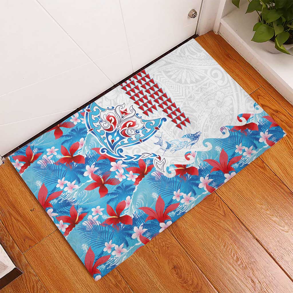 Hawaiian Tribal Manta Ray Rubber Doormat Kakau Tattoo and Flowers Surfing Waves Pattern Ocean Color