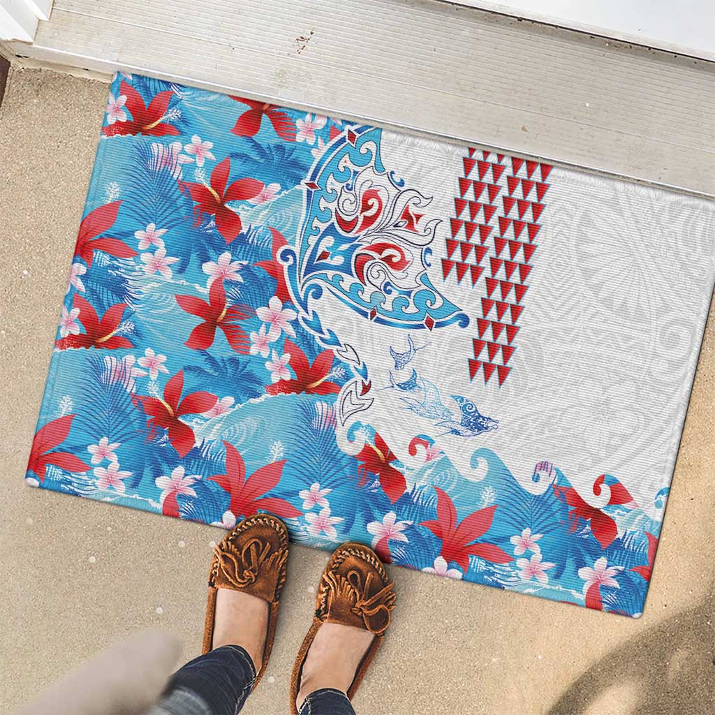Hawaiian Tribal Manta Ray Rubber Doormat Kakau Tattoo and Flowers Surfing Waves Pattern Ocean Color