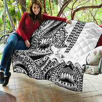 Hawaiian Tribal Manta Ray Quilt Kakau Tattoo and Polynesian Art Motif Pattern
