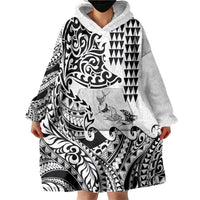 Hawaiian Tribal Manta Ray Wearable Blanket Hoodie Kakau Tattoo and Polynesian Art Motif Pattern LT03 - Polynesian Pride
