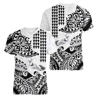 Hawaiian Tribal Manta Ray Women V-Neck T-Shirt Kakau Tattoo and Polynesian Art Motif Pattern LT03 - Polynesian Pride