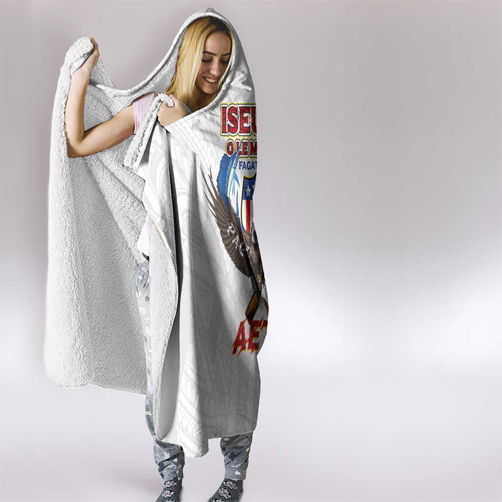 American Samoa Fautasi Hooded Blanket Pago Pago Aeto and Iseula o le Moana of Fagatogo White Color LT03 - Polynesian Pride