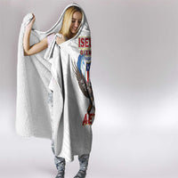 American Samoa Fautasi Hooded Blanket Pago Pago Aeto and Iseula o le Moana of Fagatogo White Color LT03 - Polynesian Pride