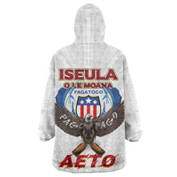 American Samoa Fautasi Wearable Blanket Hoodie Pago Pago Aeto and Iseula o le Moana of Fagatogo White Color LT03 - Polynesian Pride