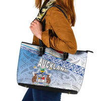 New Zealand Auckland Leather Tote Bag Auckland's Flag and Coat of Arms - Koru Art Maori Pattern LT03 Light Blue - Polynesian Pride