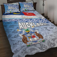 New Zealand Auckland Quilt Bed Set Auckland's Flag and Coat of Arms - Koru Art Maori Pattern LT03 Light Blue - Polynesian Pride