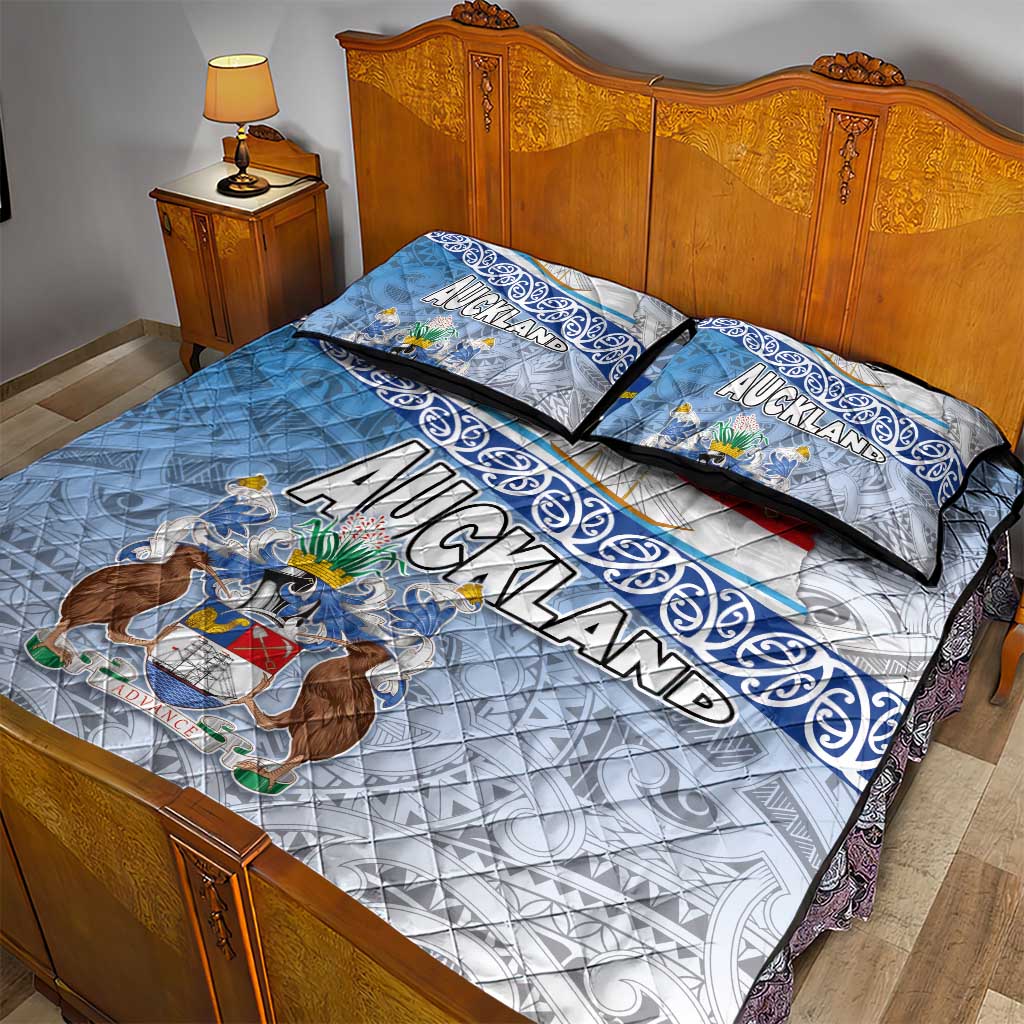 New Zealand Auckland Quilt Bed Set Auckland's Flag and Coat of Arms - Koru Art Maori Pattern LT03 - Polynesian Pride