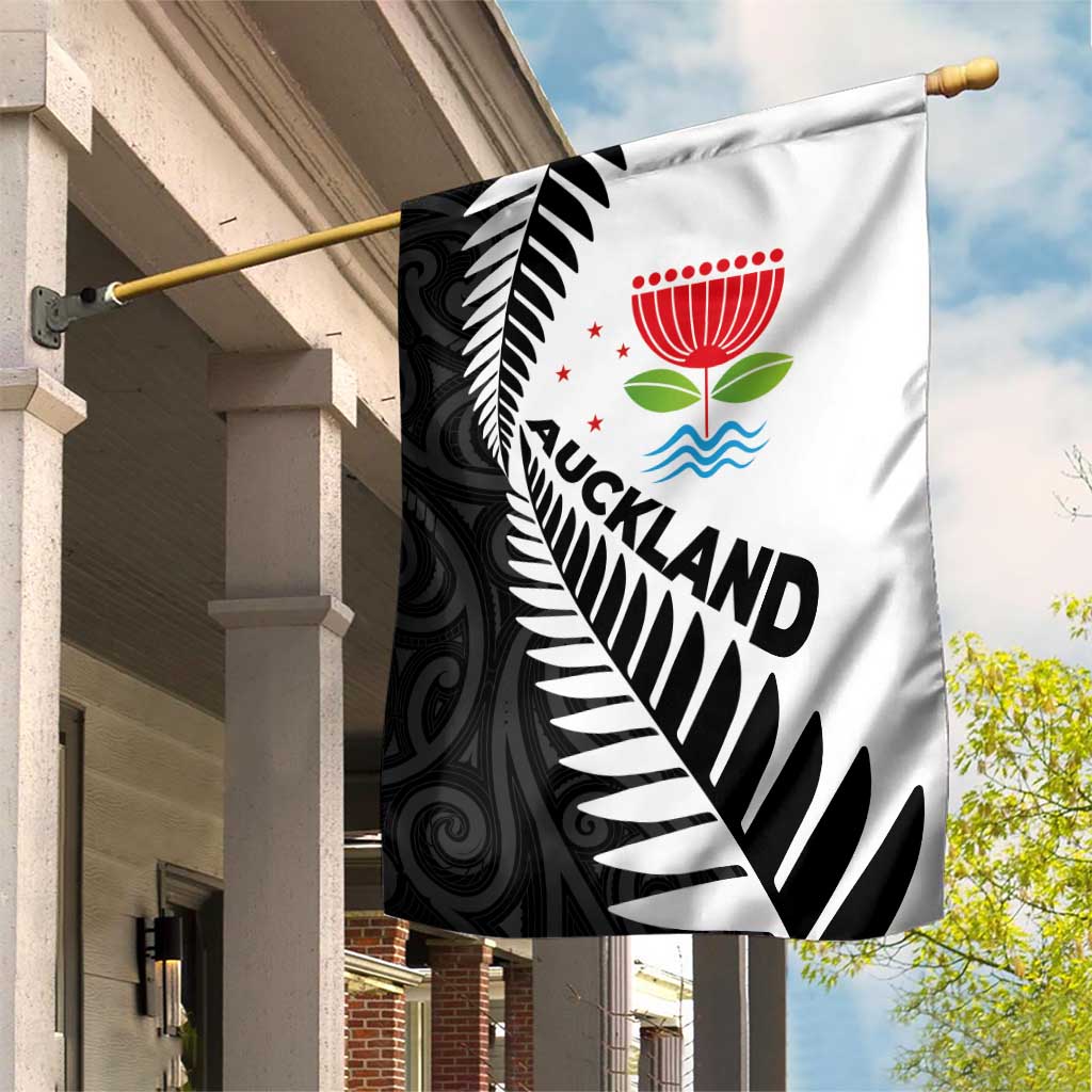 New Zealand Auckland Garden Flag Auckland's Emblem and Silver Ferns - Maori Art Tattoo LT03 House Flag Light Blue - Polynesian Pride