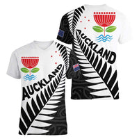 New Zealand Auckland Women V-Neck T-Shirt Auckland's Emblem and Silver Ferns - Maori Art Tattoo