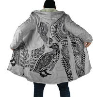 Aotearoa Moko Tribal Tattoo Cloak New Zealand Maori Penguin and Fantail White Color LT03 - Polynesian Pride