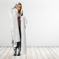 Aotearoa Moko Tribal Tattoo Hooded Blanket New Zealand Maori Penguin and Fantail White Color LT03 - Polynesian Pride