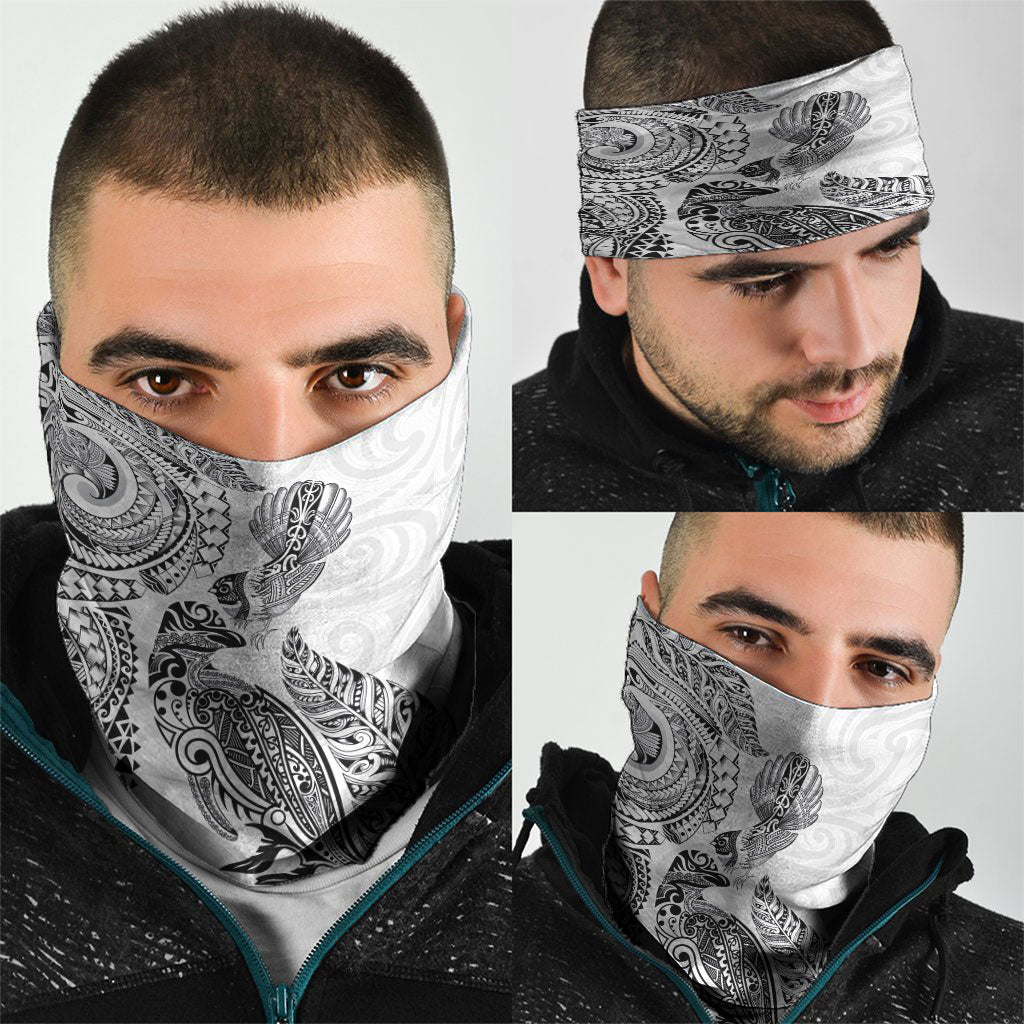 Aotearoa Moko Tribal Tattoo Neck Gaiter New Zealand Maori Penguin and Fantail White Color LT03 - Polynesian Pride
