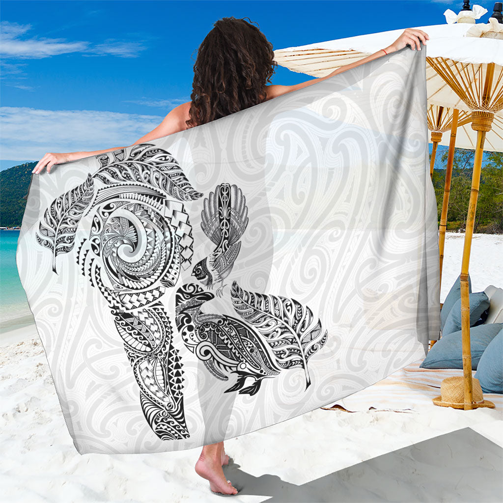 Aotearoa Moko Tribal Tattoo Sarong New Zealand Maori Penguin and Fantail White Color