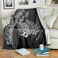 Aotearoa Moko Tribal Tattoo Blanket New Zealand Maori Penguin and Fantail Black Color LT03 Black - Polynesian Pride