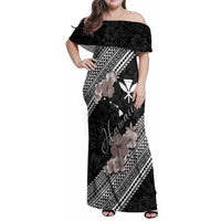 Aloha Hawaii Hibiscus and Plumeria Flowers Family Matching Off Shoulder Maxi Dress and Hawaiian Shirt Kanaka Maoli Tattoo Polynesian Pattern Gray Color LT03 Mom's Dress Black - Polynesian Pride