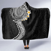 Hawaiian Tribal Tattoo and Plumeria Hooded Blanket Polynesian Pattern Black Color LT03 One Size Black - Polynesian Pride