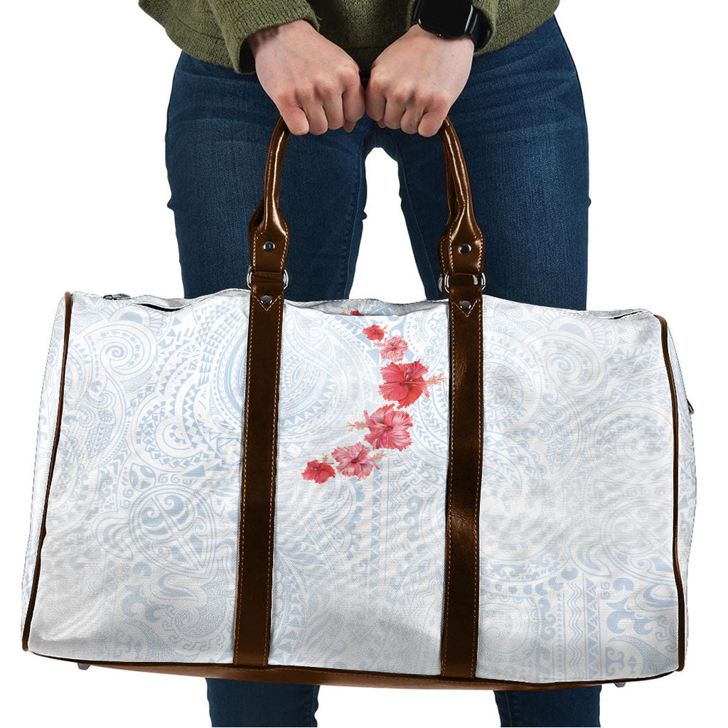 Hawaiian Tribal Tattoo and Hibiscus Travel Bag Polynesian Pattern Airy White Blue Cloud