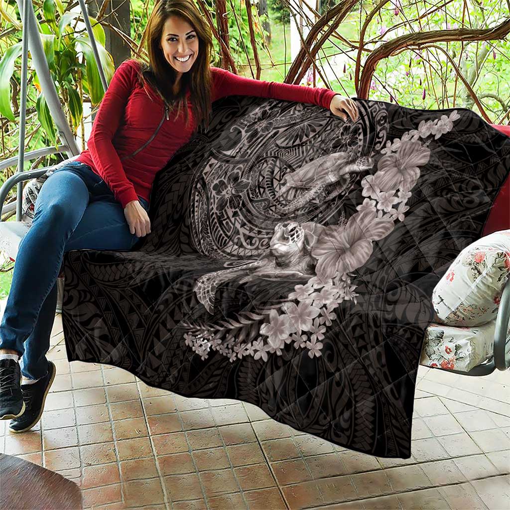 Hawaiian Plumeria and Hibiscus with Turtles Quilt Polynesian Art Grayscale - Polynesian Pride