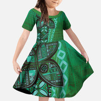 Samoan Pacific Tribal Flower Geometric Art Tattoos Family Matching Off Shoulder Maxi Dress and Hawaiian Shirt Siapo Pattern Emerald Glow LT03 Daughter's Dress Green - Polynesian Pride
