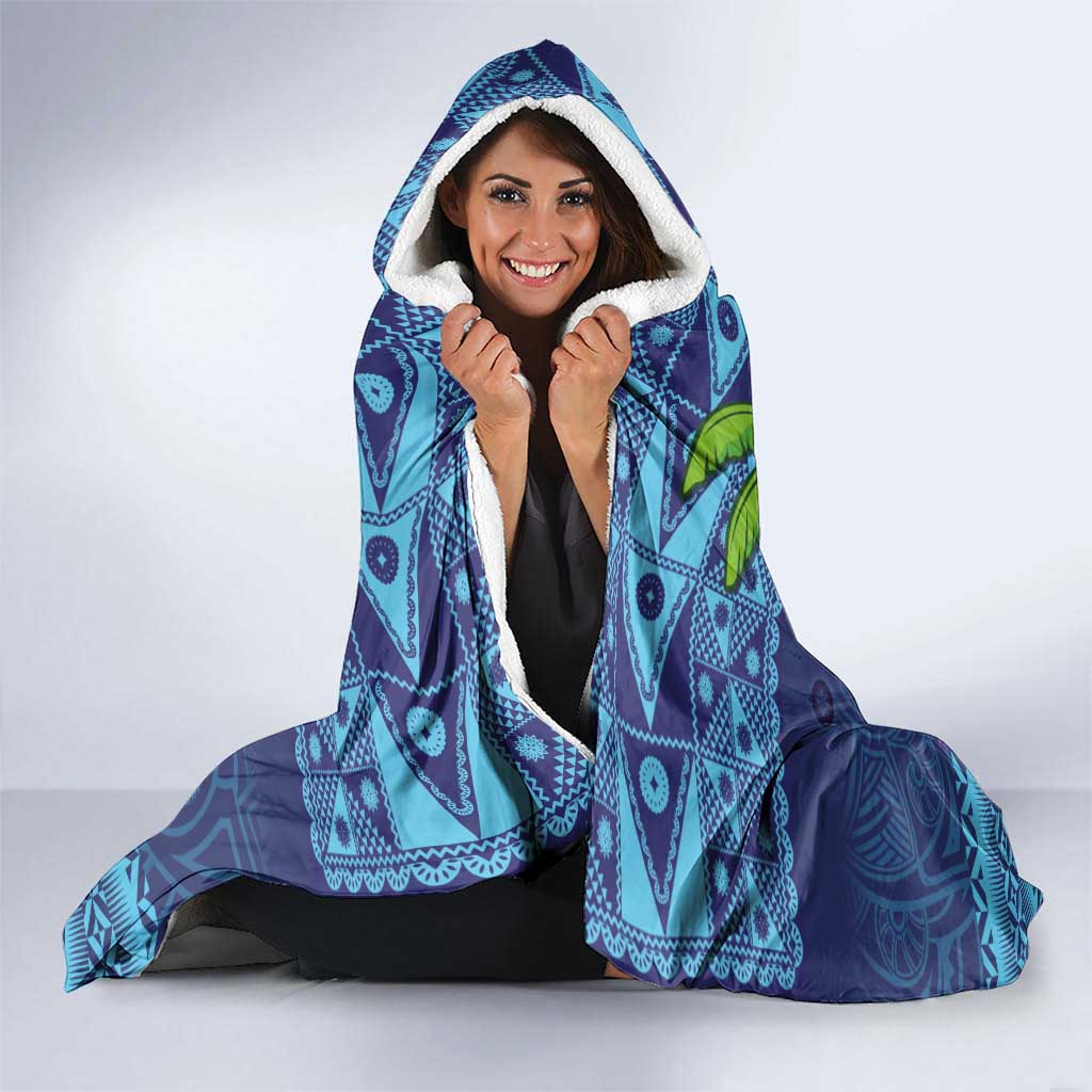 The Funny Santa Wears Sulu Christmas Hooded Blanket Fijian Christmas Palm Tree With Masi Art Tattoo LT03 - Polynesian Pride